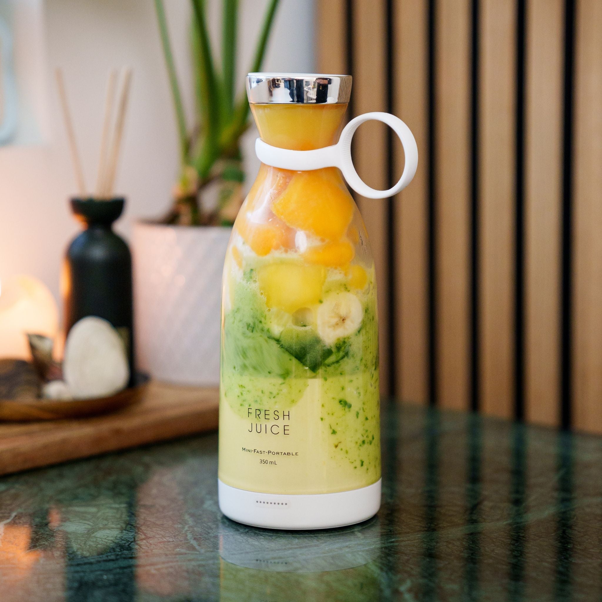 FreshJuice™ - Bærbar Blender (mini blender) - Tech - shoppen.dk - Hvid -