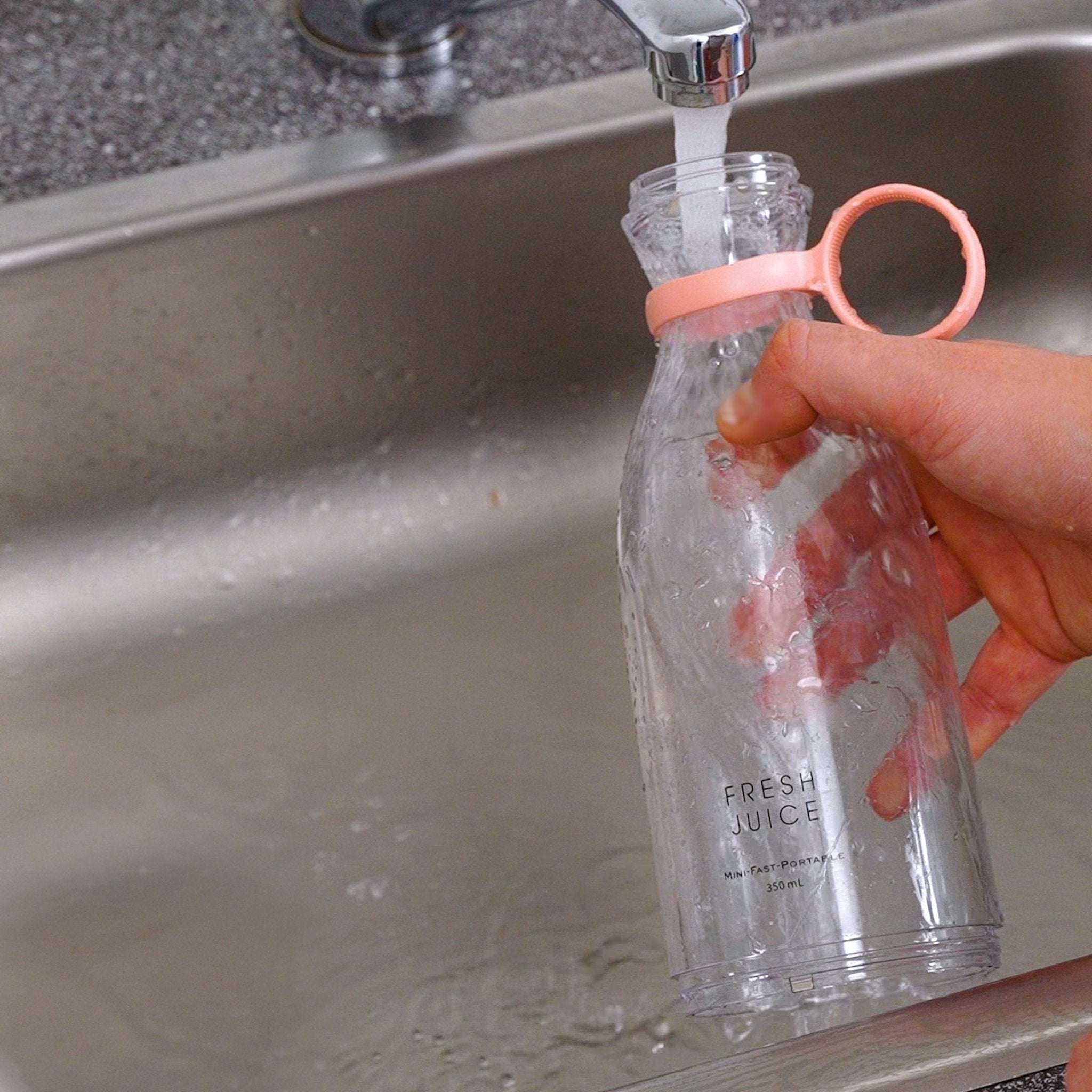 FreshJuice™ - Bærbar Blender (mini blender) - Tech - shoppen.dk - Hvid -