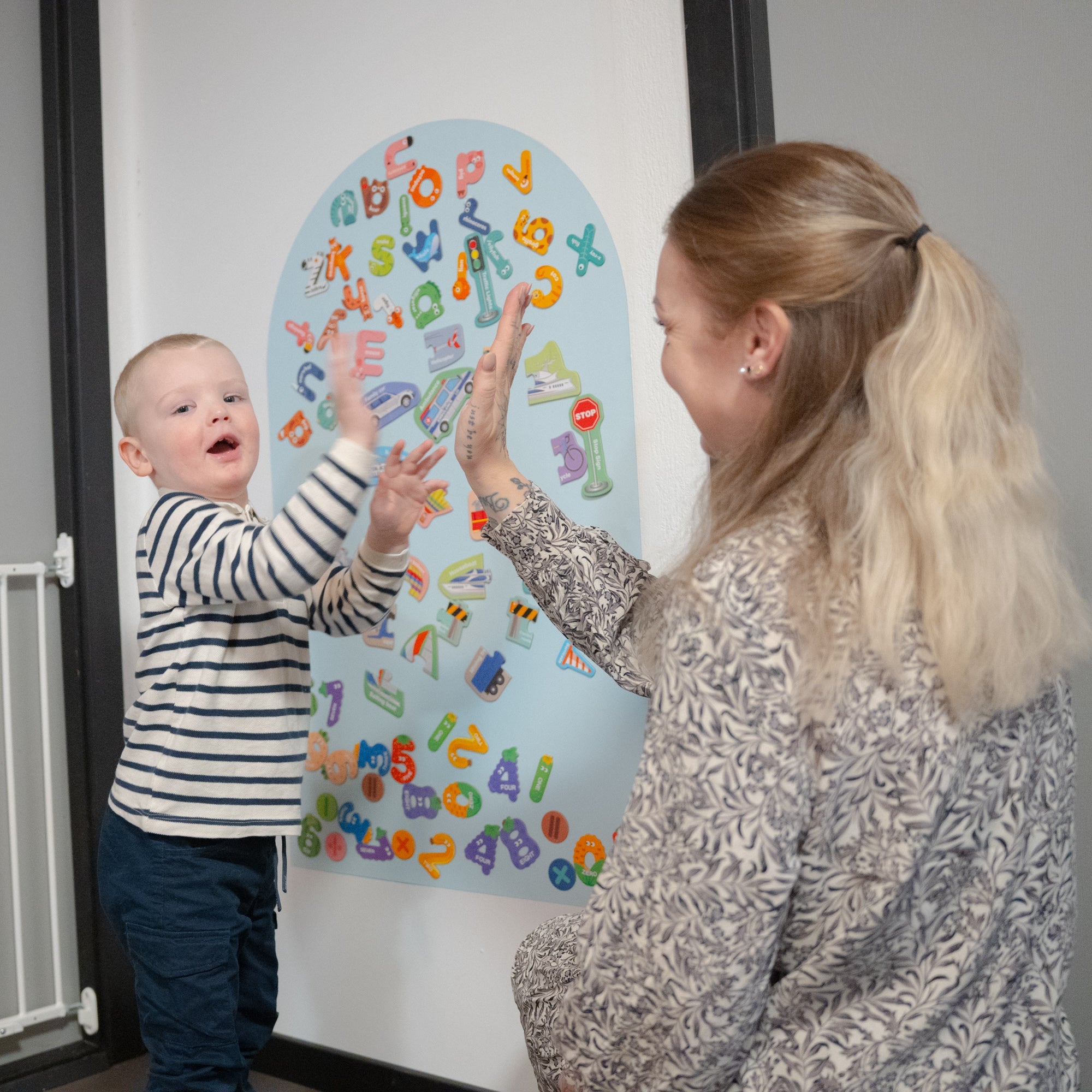 KidsBoard™ - Kreativ Magnettavle til børn - Tech - shoppen.dk - Pastel Pink - 